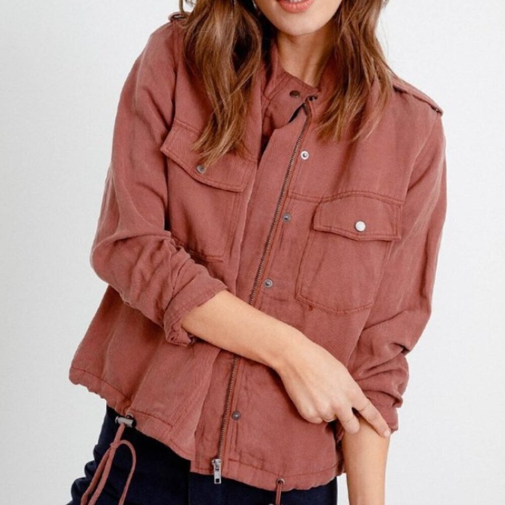 Rails Revolve Collins Burgundy Rust Utility Snap Zip Cinching Tencel Jacket - Picture 5 of 16